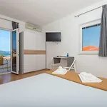 Kairos Apartman