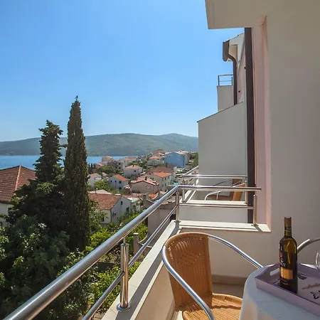 Appartement Kairos Seget Vranjica