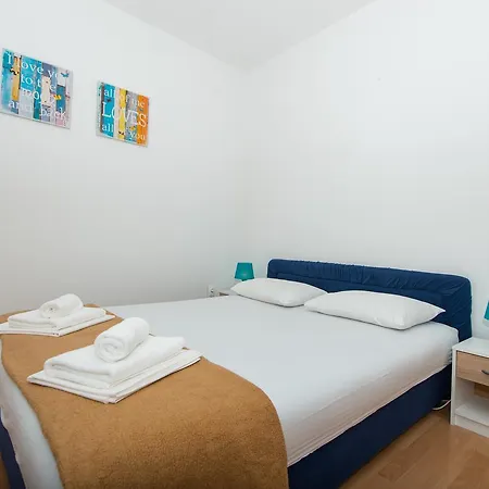 Kairos Apartmán *