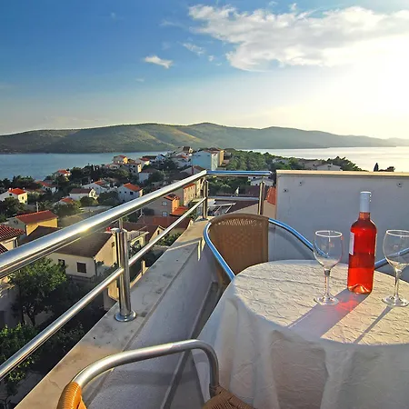Appartement Kairos Seget Vranjica